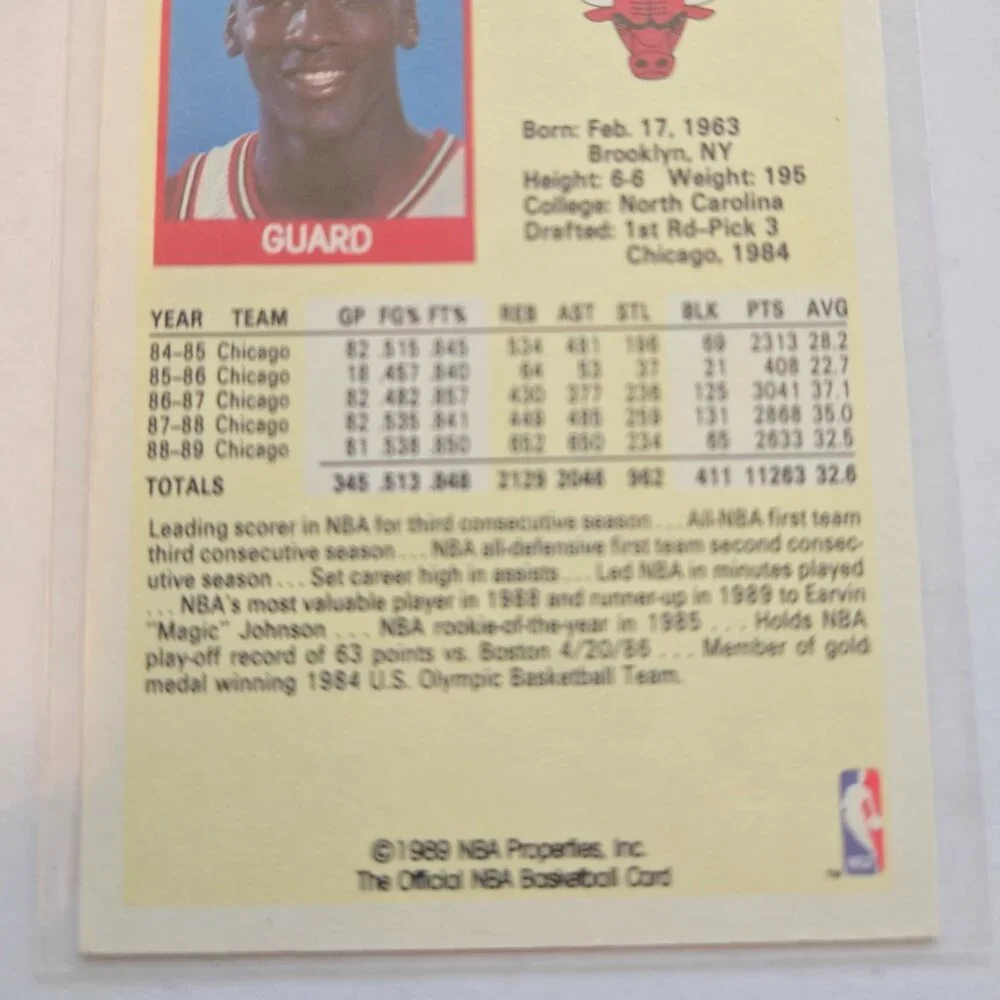 1989-90 NBA Hoops Basketball Michael Jordan #200 HOF Chicago Bulls - Picture 5 of 5